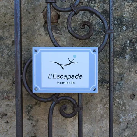 L'escapade アパート モンティセロ